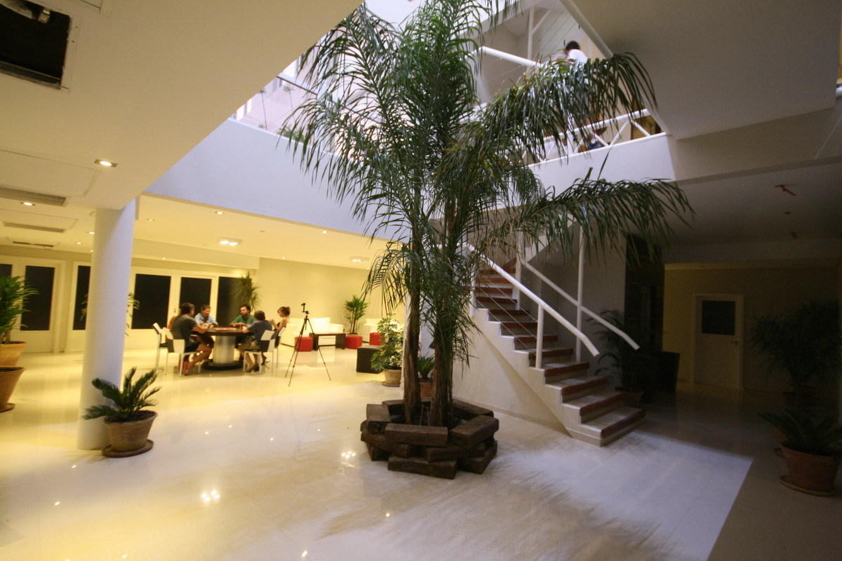 Cumelo Carilo Aparthotel Buitenkant foto